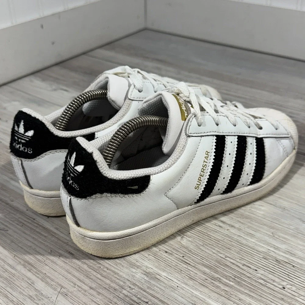 Adidas Superstar‎ Shoes Youth Size 5.5 White W/ Black Stripes Shell Toe 789002